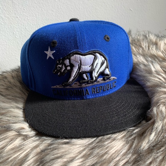 New Blue California Snapback - Picture 3 of 6